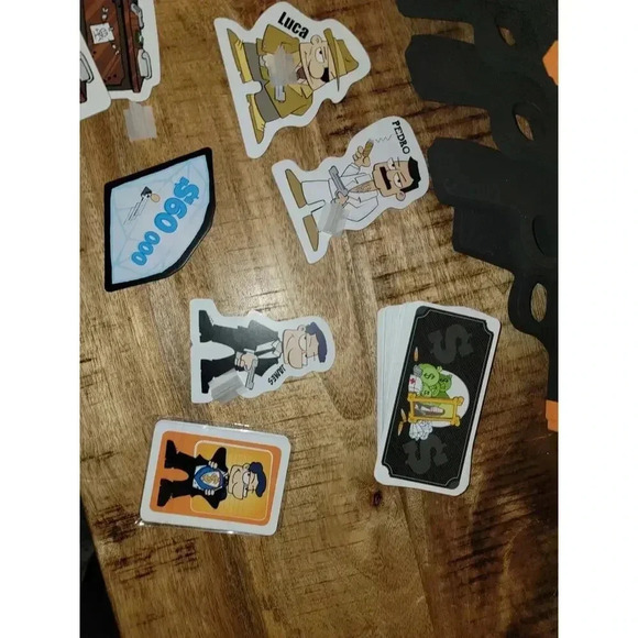 Board Game Called Cash N' Guns - Picture 5 of 5